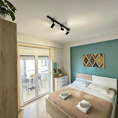 Trea Accomodations - On Private Beach With Sunbed & Umbrella Vlorë Εξωτερικό φωτογραφία